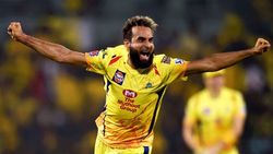 സിഎസ്‌കെ ടീമിലെ വാട്ടര്‍ബോയ്, അത് തന്റെ ഉത്തരവാദിത്തമെന്ന് താഹിര്‍; പ്രശംസിച്ച് ആരാധകര്‍