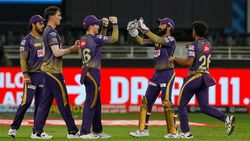 IPL 2020: ദിനേശ് കാര്‍ത്തിക് വഴിമാറും, കൊല്‍ക്കത്തയെ നയിക്കുക ഈ യുവതാരമെന്ന് സൈമണ്‍ ഡൗള്‍