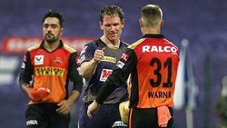 IPL 2020: :കെകെആര്‍ X ഹൈദരാബാദ്- കരുത്തരുടെ പോരാട്ടത്തിന് മുമ്പ് അറിയണം ഈ കണക്കുകള്‍