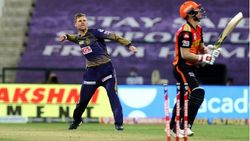 IPL 2020: സൂപ്പര്‍ ഓവറിലെ സൂപ്പര്‍ ബൗളര്‍മാര്‍, ഇന്നലെ താരമായ ബൗളര്‍മാരുടെ പ്രകടനത്തിലൂടെ