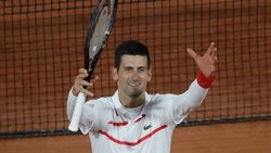 ഫ്രഞ്ച് ഓപ്പണ്‍: നൊവാക് ജോക്കോവിച്ച് പ്രീ ക്വാര്‍ട്ടറില്‍, ഗര്‍ബെയ്ന്‍ മുഗുരസ പുറത്ത്