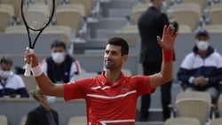 ഫ്രഞ്ച് ഓപ്പണ്‍ 2020: നൊവാക് ജോക്കോവിച്ച് മൂന്നാം റൗണ്ടില്‍, സ്ലൊവാനി സ്റ്റീഫന്‍സ് പുറത്ത്