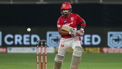 IPL 2020: അവന്റെ ക്യാപ്റ്റന്‍സി ഏറ്റവും ബെസ്റ്റ്, സഹായിച്ചത് ഒരേയൊരാളാണെന്ന് ഗവാസ്‌കര്‍