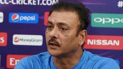 IPL 2020: ലോകത്തിലെ ഏറ്റവും മികച്ച വിക്കറ്റ് കീപ്പര്‍, അവന്റെ പ്രകടനം സൂപ്പറെന്ന് രവി ശാസ്ത്രി!!