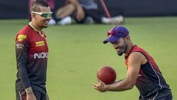 IPL 2020: നരെയ്‌ന് പകരം ദിനേഷ് കാര്‍ത്തിക് കെകെആറിനായി ഓപ്പണ്‍ ചെയ്യണം: മദന്‍ ലാല്‍