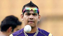 IPL 2020: തിരിച്ചുവരണം, സുനില്‍ നരെയ്ന്‍ നെറ്റ്‌സില്‍ തീവ്ര പരിശീലനത്തില്‍