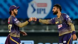 IPL 2020: ഡല്‍ഹിയുടെ 'കഥ കഴിച്ചു' വരുണ്‍ ചക്രവര്‍ത്തി - കൊല്‍ക്കത്തയ്ക്ക് 59 റണ്‍സ് ജയം
