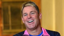 ടി20 ക്രിക്കറ്റില്‍ മാറ്റങ്ങള്‍ നിര്‍ദേശിച്ച് ഷെയ്ന്‍ വോണ്‍, ബൗളര്‍മാരും വേണം, സിക്‌സര്‍ മാത്രമല്ല!!