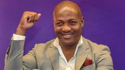 IPL 2020: അവര്‍ ഏത് കാലഘട്ടത്തില്‍ കളിച്ചാലും നമ്പര്‍ വണ്‍ താരങ്ങള്‍, പ്രിയ ബൗളര്‍മാരെ പറഞ്ഞ് ലാറ