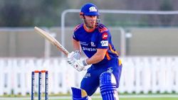 IPL: ചാമ്പ്യന്‍ നിരയില്‍ അടുത്ത വര്‍ഷം ഇവര്‍ കാണില്ല- മുംബൈ ഒഴിവാക്കാനൊരുങ്ങുന്ന താരങ്ങള്‍