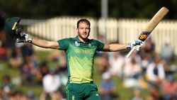 IPL 2021: താരലേലത്തില്‍ ആര്‍സിബി നോട്ടമിടുന്ന മൂന്ന് താരങ്ങള്‍ ആരൊക്കെ?