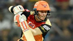 IPL 2020: ഈ സീസണില്‍ എസ്ആര്‍എച്ചിന്റെ കണ്ടെത്തലാണ് അവന്‍, പ്രകടനം ഞെട്ടിച്ചെന്ന് വാര്‍ണര്‍!!