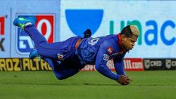 IPL: ഡല്‍ഹി ജഴ്‌സിയില്‍ അടുത്ത തവണ ഇവരെ കണ്ടേക്കില്ല- വെടിക്കെട്ട് താരവും കൂട്ടത്തില്‍