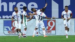 കൊല്‍ക്കത്ത ഡര്‍ബിയില്‍ നിറഞ്ഞാടി എടികെ, എതിരില്ലാത്ത രണ്ട് ഗോളിന് ഈസ്റ്റ് ബംഗാളിനെ തകര്‍ത്തു