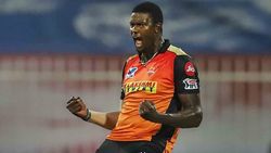 IPL 2020: പകരക്കാരായി എത്തി തിളങ്ങിയവരും നിരാശപ്പെടുത്തിയവരും