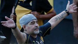 മറഡോണ ഇവിടെയുണ്ട്! ഇനിയുമുണ്ടാവും- കണ്ണൂരിലെ ഈ മുറിയില്‍ എല്ലാം മറഡോണ മയം