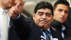 മറഡോണയുടെ മരണത്തില്‍ ദുരൂഹത, ഡോക്ടര്‍ക്കെതിരേ മനപ്പൂര്‍വമല്ലാത്ത നരഹത്യക്ക് കേസ്