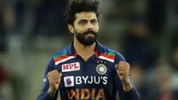 ജഡേജയുടെ ബുദ്ധിമുട്ട് നിങ്ങള്‍ക്കെങ്ങനെ അറിയാം? ഒന്നുമറിയാതെ വിമര്‍ശിക്കരുത്- ചോപ്ര