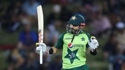 മൂന്നാം ടി20: റിസ്വാനും ഹഫീസും തിളങ്ങി, ന്യൂസീലന്‍ഡിനെതിരേ പാകിസ്താന് ആശ്വാസ ജയം