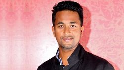 IND vs AUS: ജസ്പ്രീത് ബൂംറ നൈറ്റ് വാച്ച്മാന്‍, അനാവശ്യ റിസ്‌കാണത്- പ്രഗ്യാന്‍ ഓജ