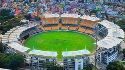 IND vs ENG: ഇന്ത്യയുടെ 'ഭാവി' രമേഷിന്റെ കൈയില്‍!, ചെന്നൈയില്‍ പിച്ചൊരുക്കാന്‍ വന്‍ ബിസിനസുകാരന്‍