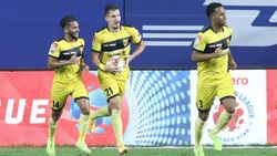 ISL 2020-21: നാലു മിനിറ്റിനിടെ രണ്ടു ഗോള്‍, ബെംഗളൂരുവിനെ പൂട്ടി ഹൈദരാബാദ് (2-2)
