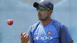 ഓസീസ് താരങ്ങള്‍ ലിഫ്റ്റില്‍, ഇന്ത്യന്‍ താരങ്ങളെ കയറ്റിയില്ല!- അശ്വിന്റെ വെളിപ്പെടുത്തല്‍