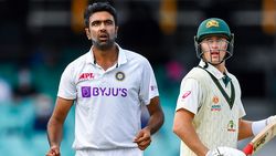 IND vs AUS: വാര്‍ണറെ പുറത്താക്കി റെക്കോഡിട്ട് അശ്വിന്‍, മുരളീധരനും വോണിനും മുകളില്‍