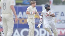 ഒന്നാം ടെസ്റ്റ്: ഇംഗ്ലണ്ടിന് വമ്പന്‍ സ്‌കോര്‍, രണ്ടാം ഇന്നിങ്‌സില്‍ ശ്രീലങ്ക പൊരുതുന്നു