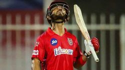 Mushtaq ali: എസ്ആര്‍എച്ച്, കിങ്‌സ് താരങ്ങള്‍ മിന്നി, കര്‍ണാടകയെ തുരത്തി പഞ്ചാബ് സെമിയില്‍