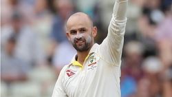 IND vs AUS: 100ാം ടെസ്റ്റ് ക്ലബ്ബില്‍ നതാന്‍ ലിയോണ്‍, ഗാര്‍ഡ് ഓഫ് ഓണര്‍ നല്‍കി ഓസ്‌ട്രേലിയ