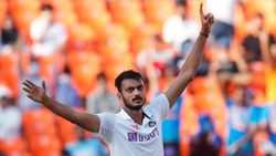 IND vs ENG: അമ്പമ്പോ അക്ഷര്‍! പിങ്ക് ബോളിലെ പുതിയ കിങ്- കമ്മിന്‍സിനെ മറികടന്നു