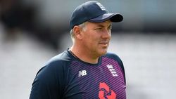 IND vs ENG: നാലാം ടെസ്റ്റില്‍ ഞങ്ങള്‍ക്ക് ഫ്‌ളാറ്റ് പിച്ച് വേണം, ആവിശ്യവുമായി ഇംഗ്ലണ്ട് കോച്ച്