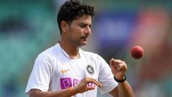 IND vs ENG: കുല്‍ദീപ് കമന്ററി തുടങ്ങുന്നതാണ് നല്ലത്! കോലിയും ശാസ്ത്രിയും തബല കളിക്കുന്നു