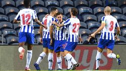 Champions League: യുവന്റസിനെ വീഴ്ത്തി പോര്‍ട്ടോ, ആദ്യ കടമ്പ കടന്ന് ഡോര്‍ട്ട്മുണ്ട്