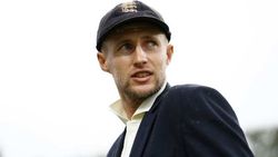 IND vs ENG: ഫാബ് ഫോറില്‍ എന്തിന് റൂട്ട്? അവരോളം മിടുക്കില്ല!- ഞെട്ടിച്ച് ഗവാസ്‌കര്‍