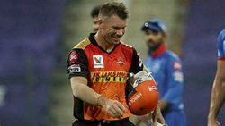 IPL 2021: എന്‍ഒസി ഒരുമിച്ച് നല്‍കില്ല, ഓസീസ് താരങ്ങള്‍ ആശങ്കയില്‍- നിലപാട് കടുപ്പിച്ച് ഓസ്‌ട്രേലിയ