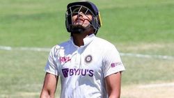 IND vs ENG: ഗില്‍ ശരിക്കും ഭയക്കണം! പുറത്തുള്ളര്‍ ഏതു നിമിഷവും വന്നേക്കും- ലക്ഷ്മണിന്റെ മുന്നറിയിപ്പ്