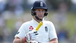 IND vs ENG: വിക്കറ്റിന് മുന്നില്‍ റൂട്ട് ക്ലിയറല്ല, ഇത് അഞ്ചാം തവണ, നാണക്കേടിന്റെ പട്ടികയില്‍