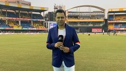 IPL 2021: മാക്‌സ്‌വെല്ലും കോലിയുമല്ല, രോഹിതും സൂര്യയും, കൂടുതല്‍ റണ്‍സെടുക്കും- ആകാശ് ചോപ്ര