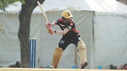 IPL 2021: ഓപ്പണിങില്‍ ഒഴിവില്ല, എങ്കിലും അസ്ഹര്‍ ആര്‍സിബിക്കായി കളിക്കും! ഇത് ഹോഗിന്റെ ഇലവന്‍