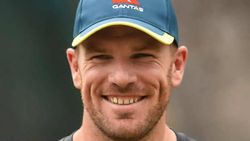 IPL 2021: റോയല്‍സില്‍ നിന്നും ലിവിങ്‌സ്റ്റണും മടങ്ങി, പകരമാര്? സാധ്യത നോക്കാം