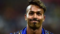 IPL 2021: അവന്‍ തല്‍ക്കാലം പന്തെറിയേണ്ട, ആ പ്രശ്‌നം മാറിയാല്‍ തിരിച്ചെത്തുമെന്ന് മുംബൈ കോച്ച്