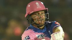 IPL 2021: ഐപിഎല്ലില്‍ ആ വിഭാഗം വന്നതിന് കാരണം ധോണി, സിക്‌സ്ത് സെന്‍സുള്ളയാളാണെന്ന് ബട്‌ലര്‍