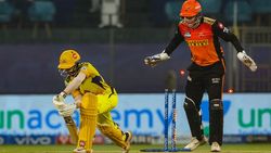 IPL 2021: വിജയക്കുതിപ്പ് തുടര്‍ന്ന് ധോണിപ്പട, ഹൈദരാബാദിന്റെ തോല്‍വിയുടെ മൂന്ന് കാരണങ്ങളിതാ