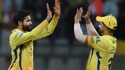 IPL 2021: 'ലോകത്തിലെ ഒന്നാമനായി അവന്‍ മാറും', രവീന്ദ്ര ജഡേജയെ പ്രശംസിച്ച് സുരേഷ് റെയ്‌ന