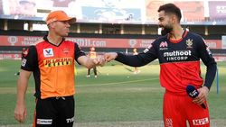 IPL 2021: ജയം തുടരാന്‍ കോലിപ്പട, തിരിച്ചുവരാന്‍ ഹൈദരാബാദ്, നേര്‍ക്കുനേര്‍ കണക്കുകളറിയാം