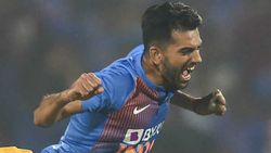 IND vs SL: ധവാനോ, ഹാര്‍ദിക്കോ, ഇന്ത്യയെ ആരു നയിക്കണം? ദീപക് ചഹര്‍ പറയുന്നു