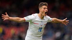 Euro Cup 2021: ഷിക്ക് ഡബിളില്‍ ചെക്ക് മിന്നിച്ചു, പോളണ്ടിന്റെ കഥ കഴിച്ച് സ്ലൊവാക്യ