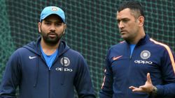 രോഹിത്തിന്റെ ഡബിള്‍ അന്നു ധോണി പ്രവചിച്ചു! ഹിറ്റ്മാന്‍ വാരിക്കൂട്ടിയത് 264 റണ്‍സ്